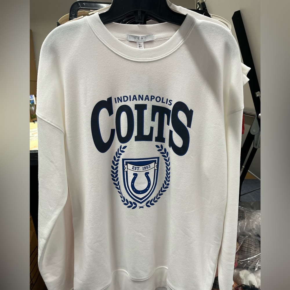 Indianapolis Pull Over Sweater by Erin Andrews WEAR